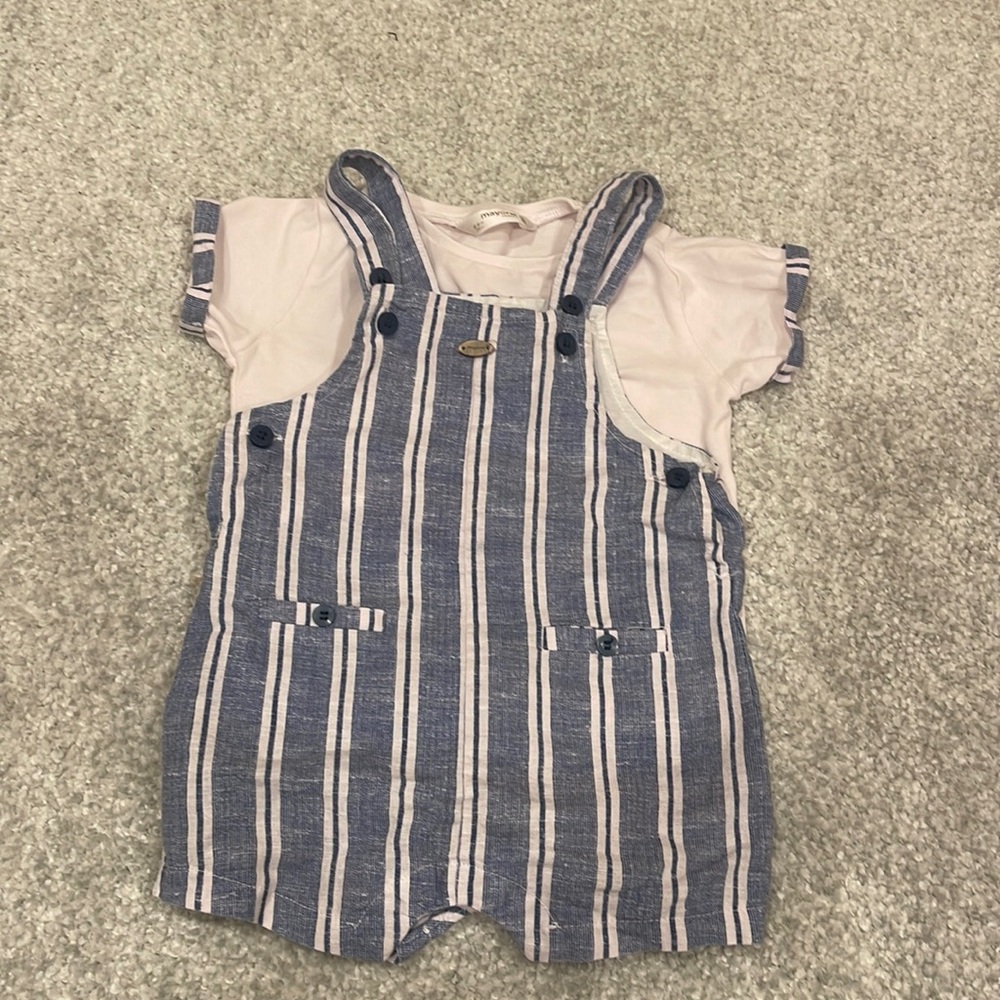 Adorable overall set